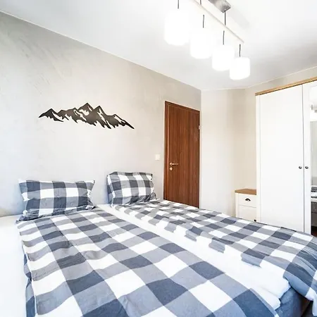 2bd App In Bojurland Free Pool Parking And Skishuttle *