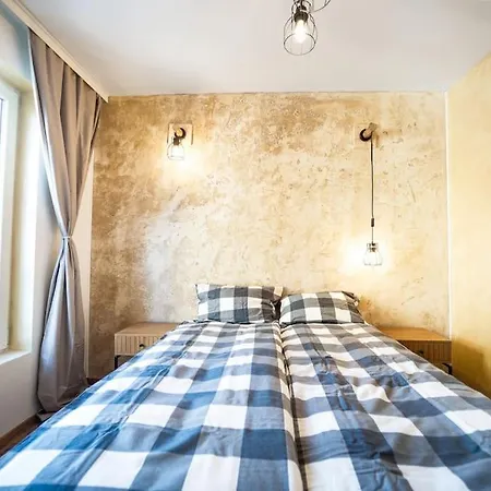 2bd App In Bojurland Free Pool Parking And Skishuttle Apartment Bansko
